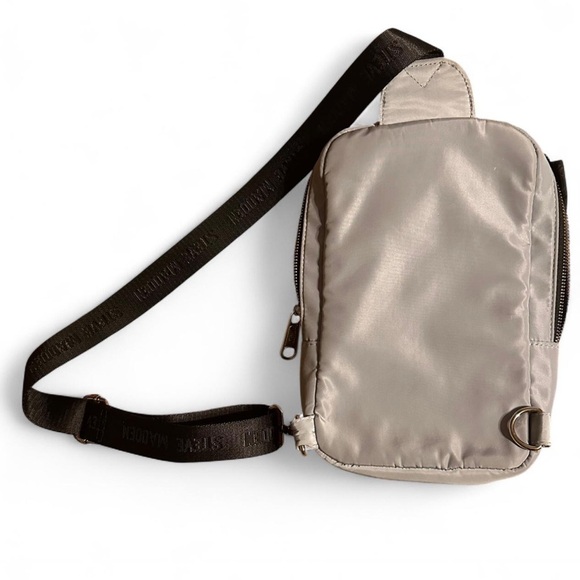 NWOT Steve Madden Boda Crossbody Sling Shoulder Bag grey black - Picture 5 of 6